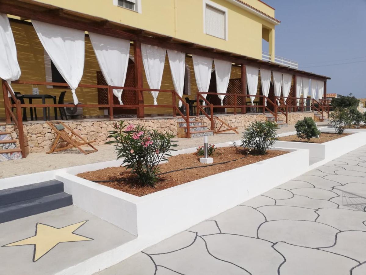 Case Vacanze I Quattroventi 람페두사 외부 사진